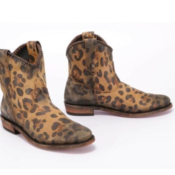 LIBERTY Black Shoes - Liberty Black Cheetah Miel Cowboy Boot Booties